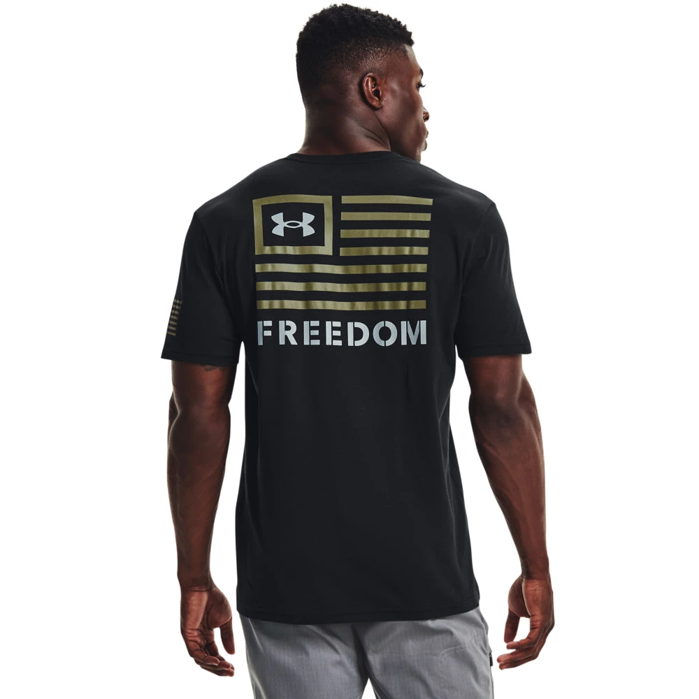 'Under Armour' Men's New Freedom Banner T-Shirt - Black 1 'Under Armour' Men's New Freedom Banner T-Shirt - Black